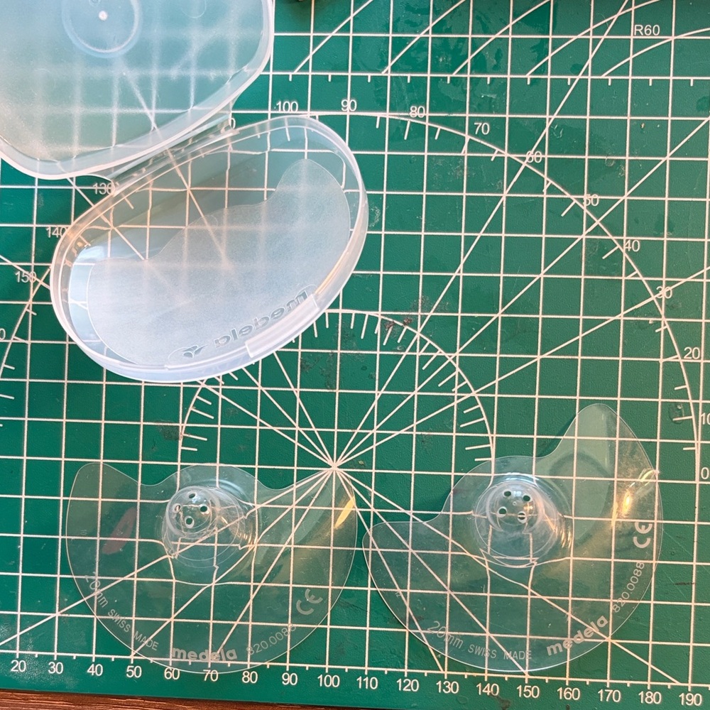 Reusable Nursing Pads Set - Picture 2 of 2